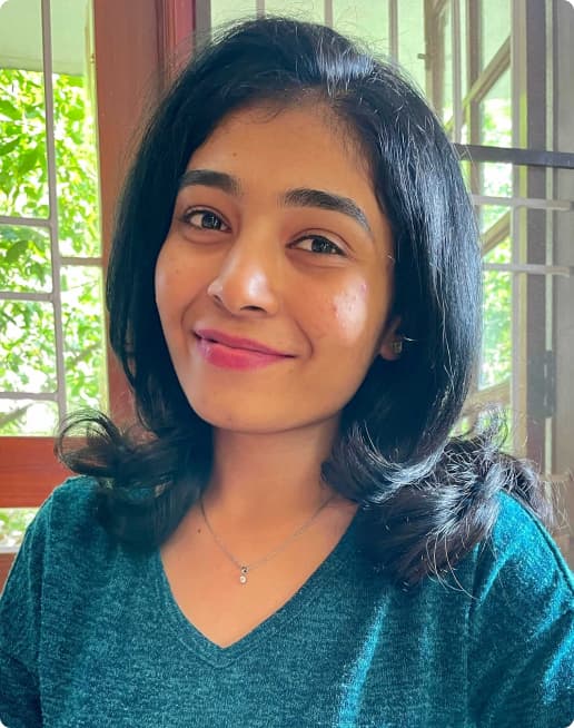 Naveena@2x.jpg